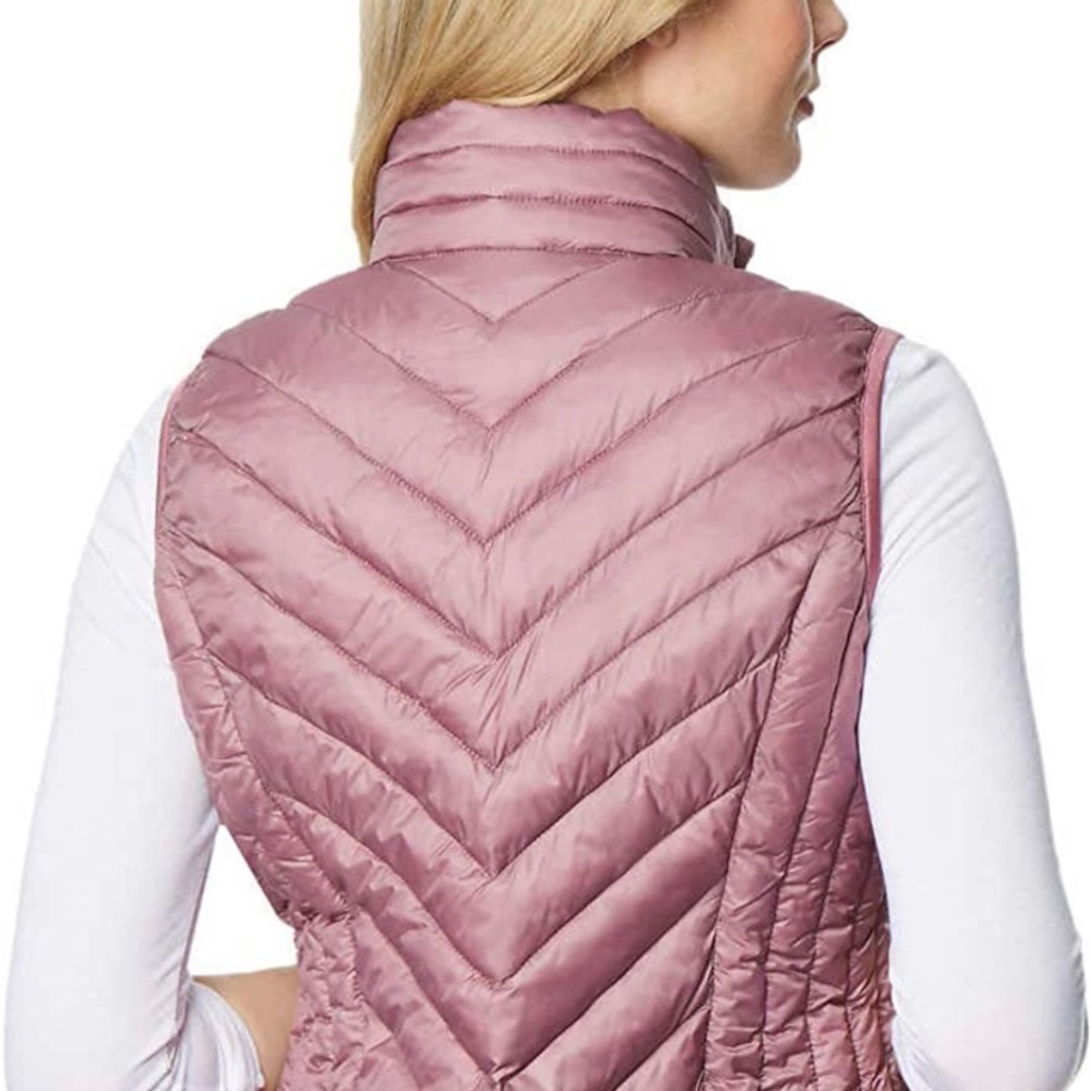 New 32 degrees vest/Light blush